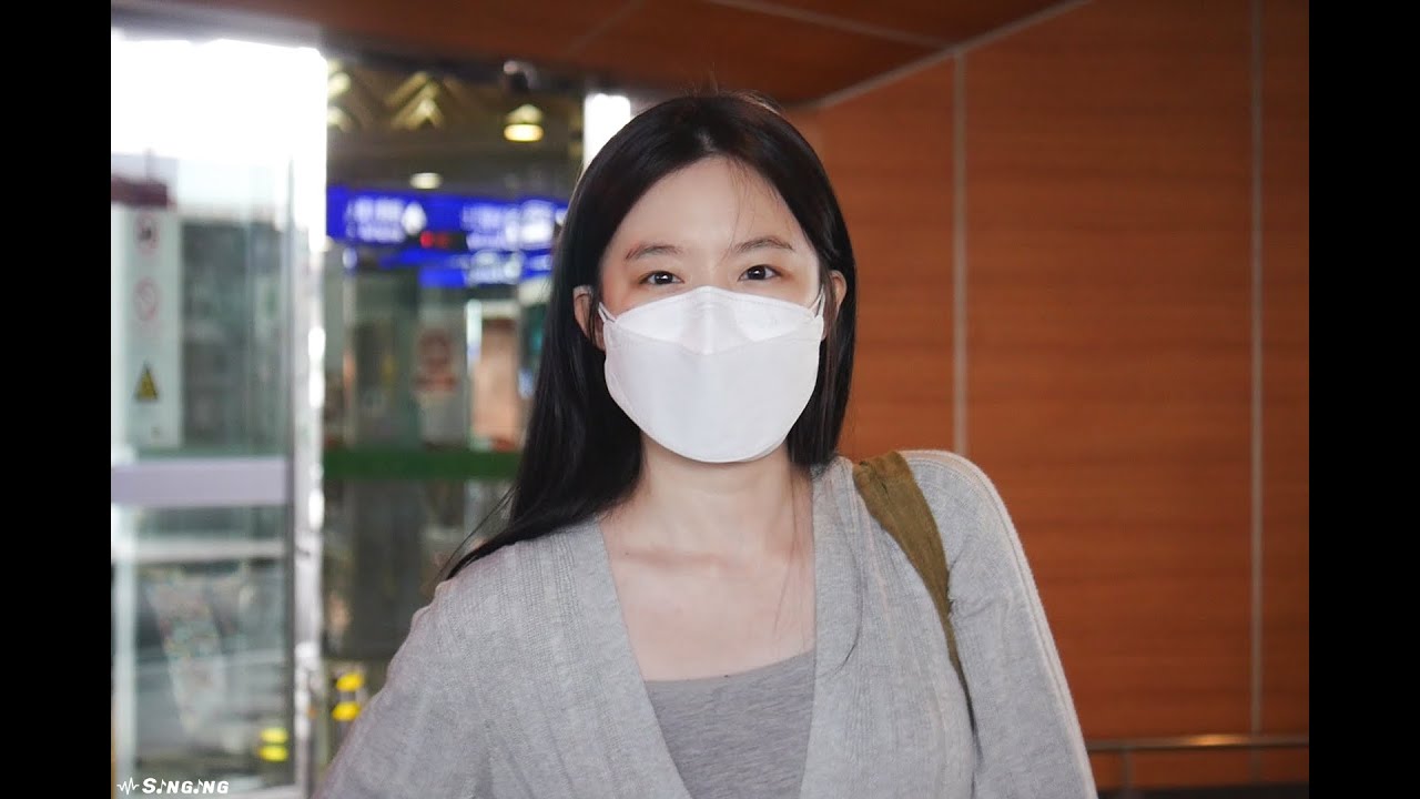 210325 (G)I-DLE - 슈화 (Shuhua 舒華) @Taiwan Taoyuan Airport 대만공항 도착