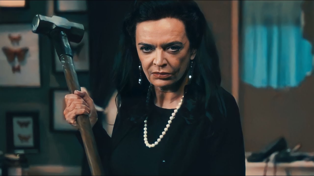 Girl Befriends A Eerie Old Lady Not Knowing Her Scariest Side That Even Can End...