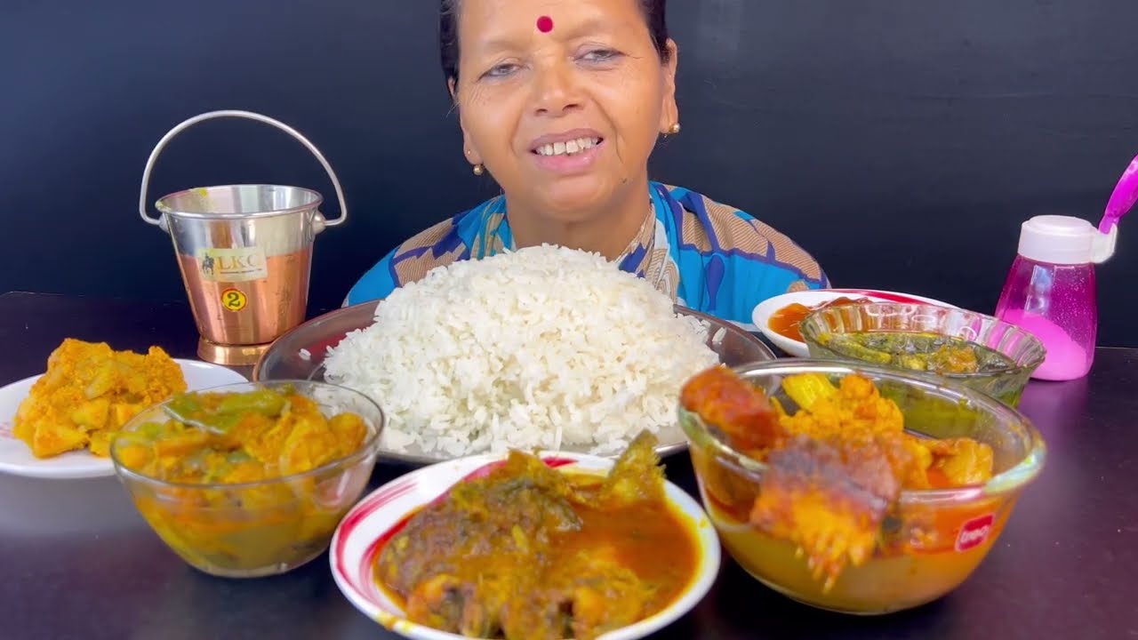 BIGBITES, EATING RICE WITH KATLAR JHOL,PABDAR JHOL,LOTE CHORCHORI,DAL,ALU POSTO।।