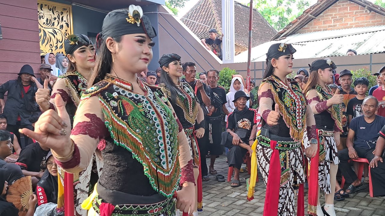 Bikin kepala Joni Gak tahan Egolane Jathilan Cantik Idolanya Ponorogo