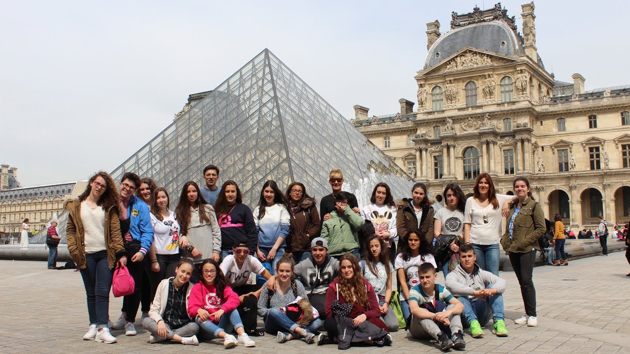 Viaxe do Feal a París (2016)