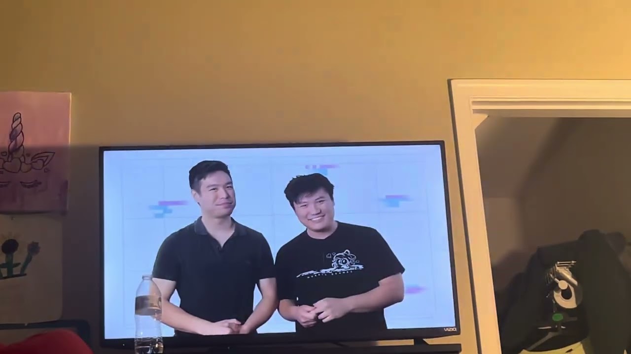 Glitch direct reaction video!￼