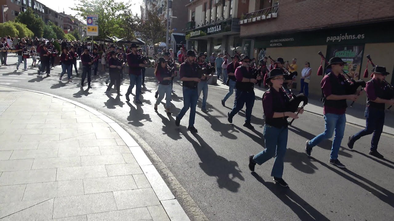 Fiestas de las Rozas 2025: Pasacalles y Actuación de la Banda de Gaitas Lume de Biqueira Celtic Band