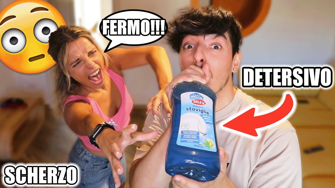 FACCIO FINTA DI BERE IL DETERS1VO DI FRONTE ALLA MIA RAGAZZA! -SCHERZO! *AGITATA*