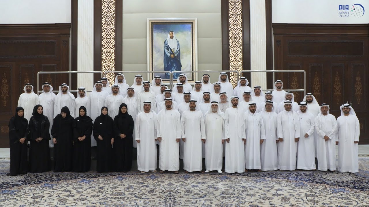 محمد بن زايد يستقبل العلماء ضيوف رئيس الدولة ووفد الشؤون الإسلامية والأوقاف