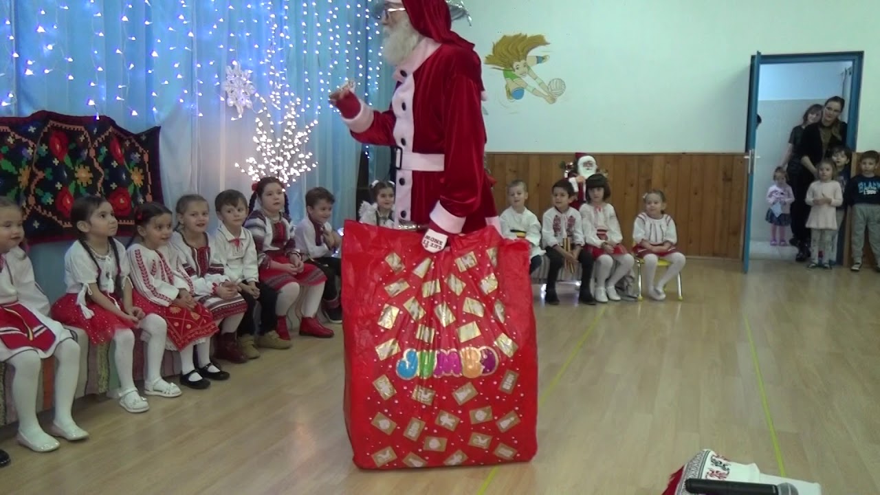 Grădiniţa p p  Veseliei Curtici  Serbare De Crăciun 2019 Grupa Mare Fluturaşilor