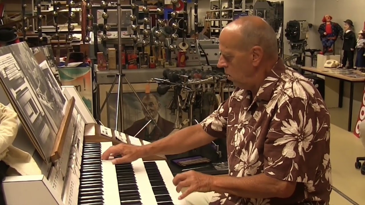 Keizerwaard orgel - Leon Kuijpers met Foxtrot medley