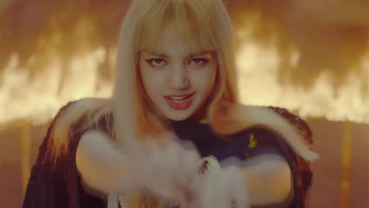 Lisa Blackpink - Shape of you