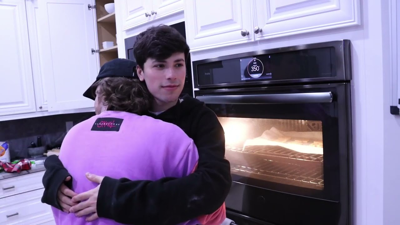 sapnap and george hug
