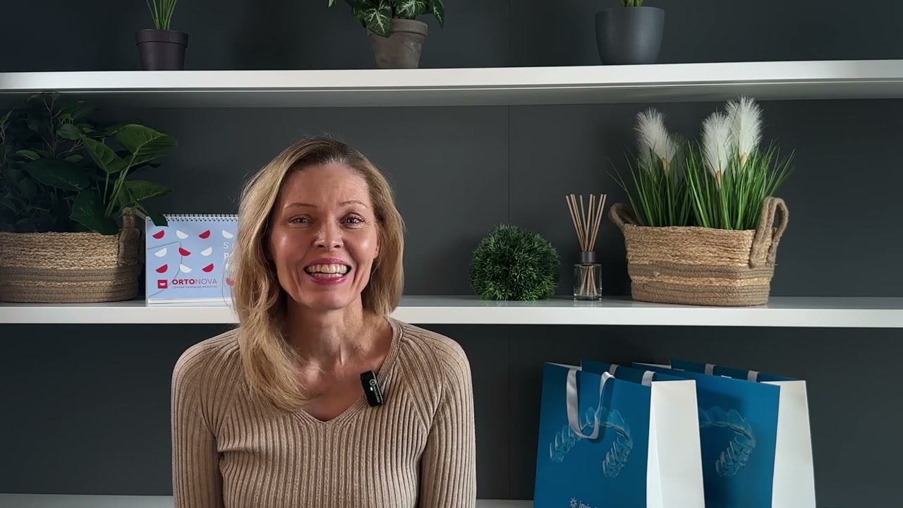 Naša pacijentica odlučila je s 50 godina ispraviti svoj osmijeh - Invisalign