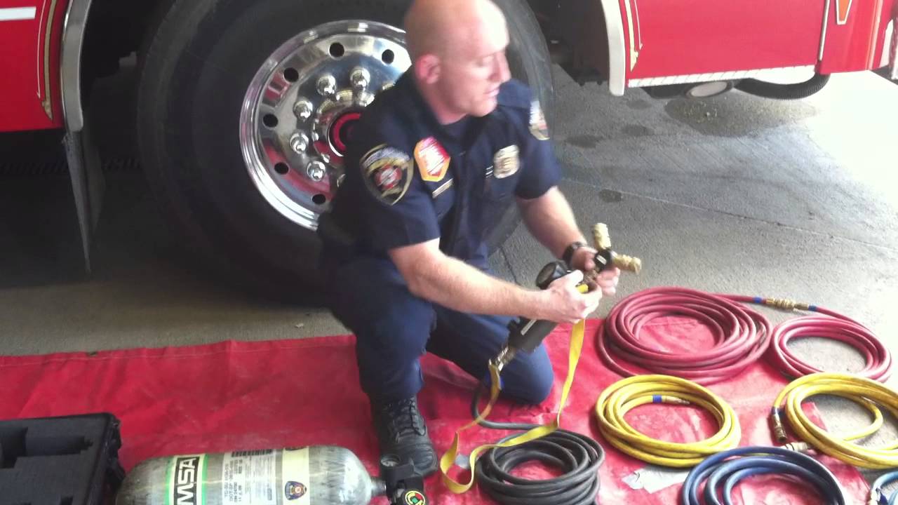 Trench Rescue Individual Skills Demo for Air System Set Up