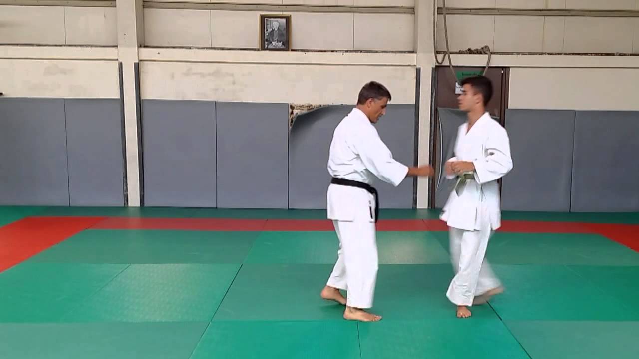 Bunkai d'Heian Shodan - Se défendre avec un kata de base - Part 2