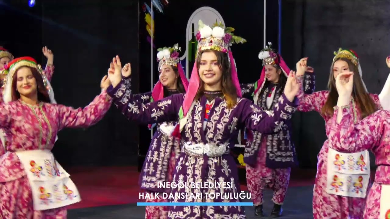 38.Uluslarası Kültür Sanat Festivali Yabancı Ekipler Halk Dansları Gösterileri Finali