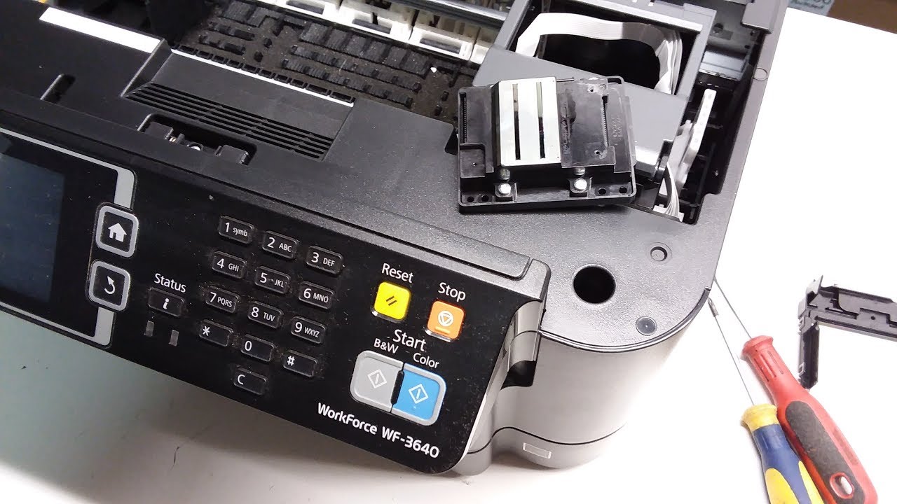 How to Remove Printhead T1881 || Epson WorkForce WF-3640, WF-3620 Printer