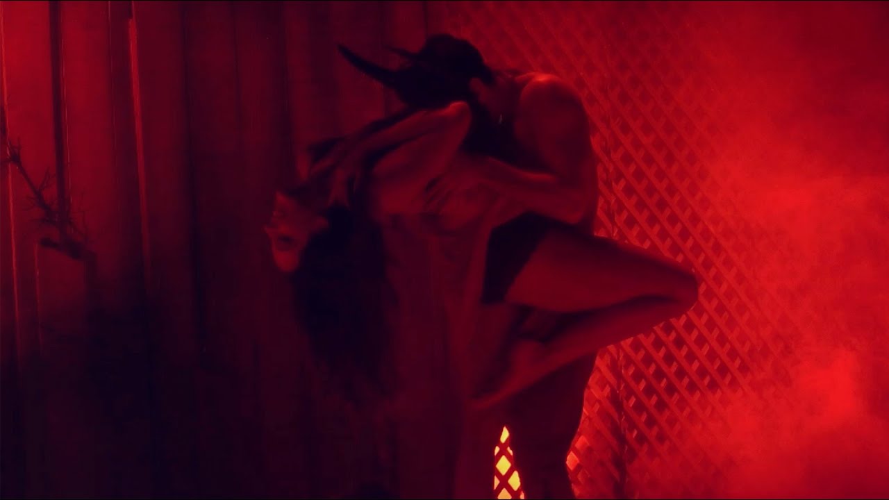MATADOR - A fiery fusion of dance, burlesque & circus!