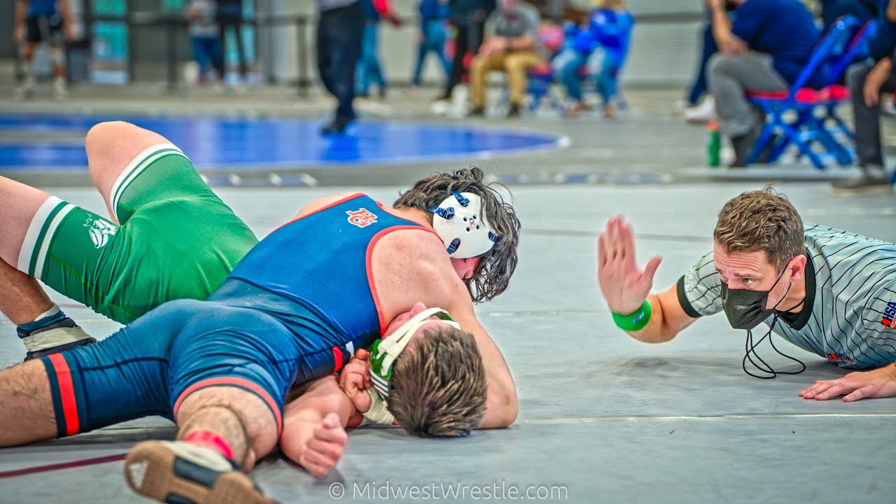 138 – Orion Nerge {G} of Grayslake Central IL vs. Adrian Lopez {R} of Buffalo Grove IL