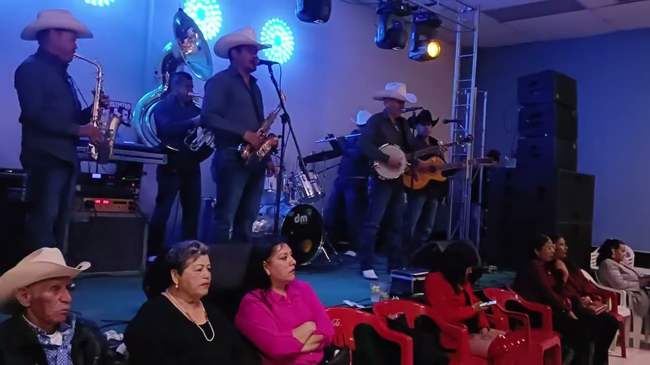 Los Mendoza Los Imperiales de San José del Sitio saludos cordiales amigos buenas noches