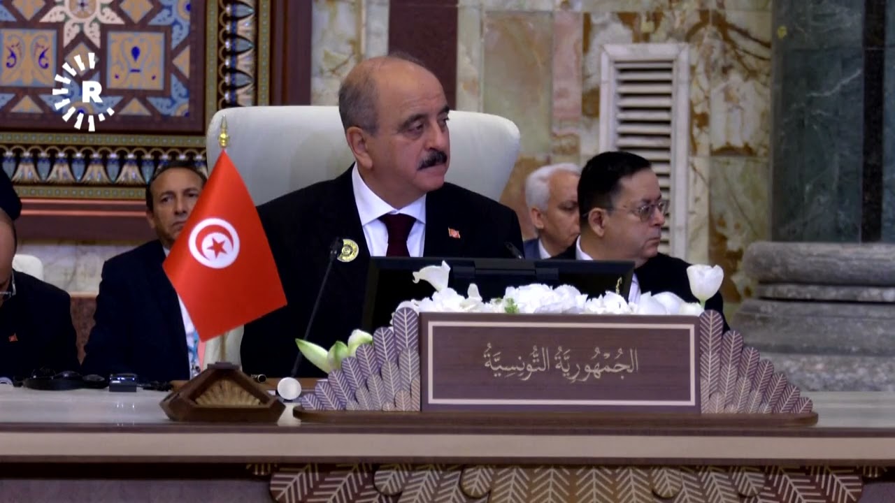 انطلاق أعمال القمة القمة العربية في بغداد بتلاوة آيات من القرآن الكريم