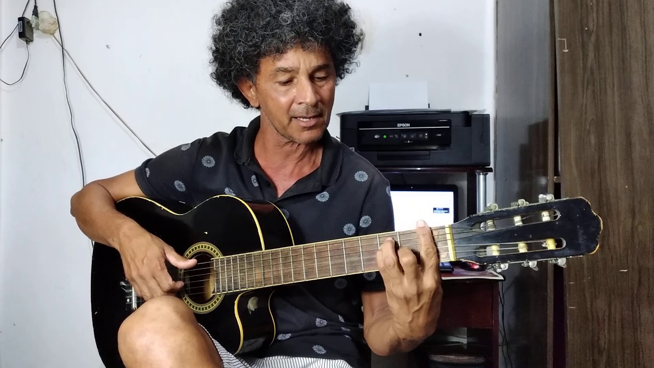 O tempo vai apagar (Roberto Carlos) Voz e violão Ednaldo