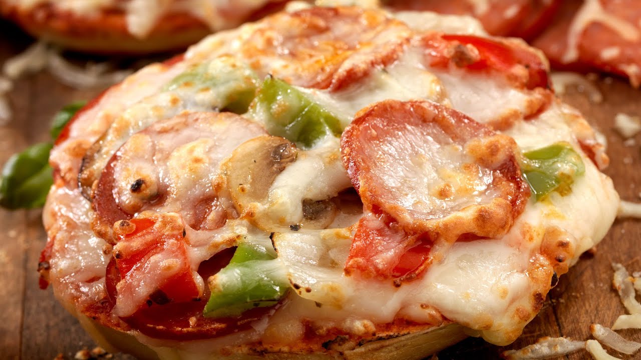 Discontinued Frozen Pizzas We Wish Would Make A Comeback