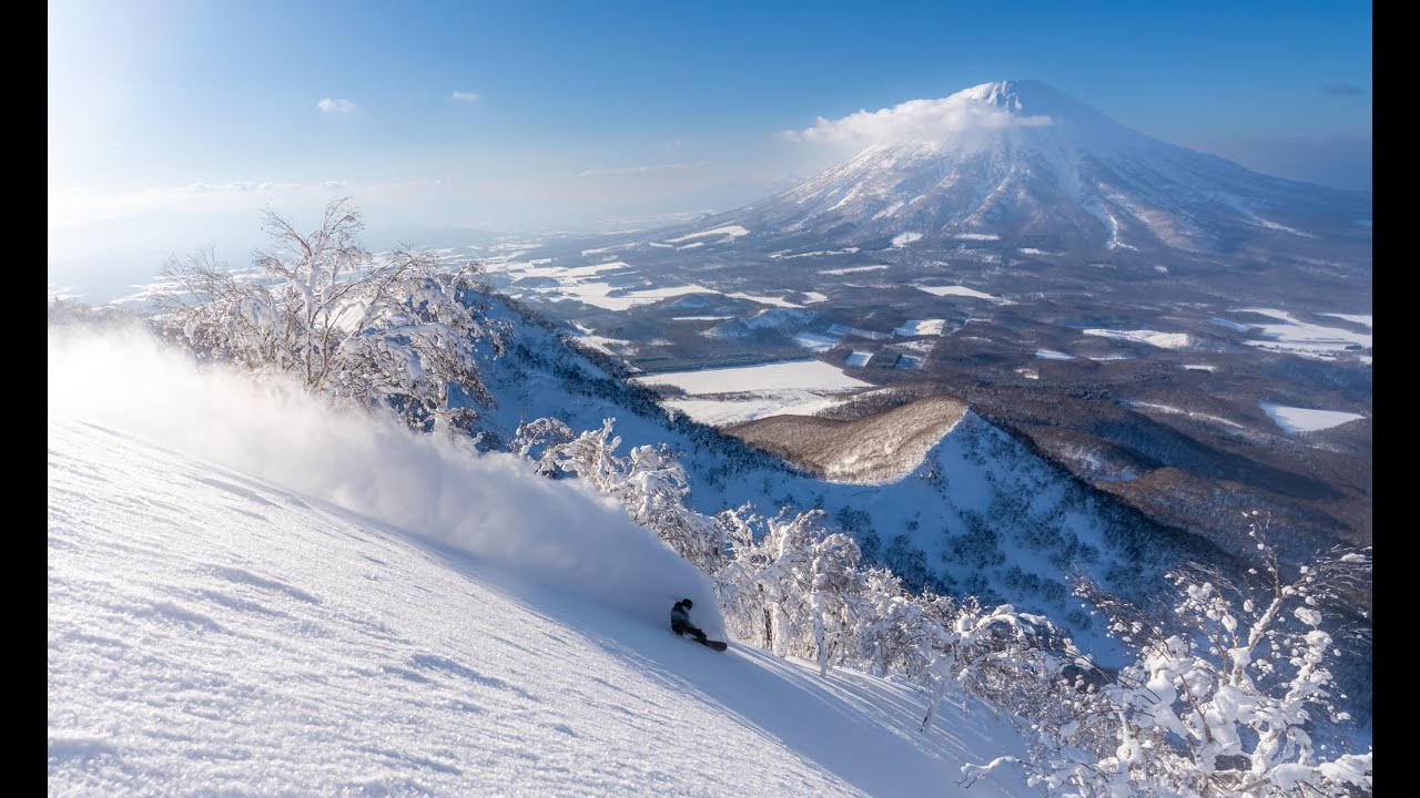 神様テリエが北海道でヘリスキー・スノーボード/ Terje Haakonsen Heli Boarding in Hokkaido, Japan
