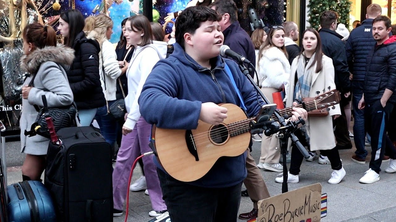Crowd stops for Roe Byrnes Brilliant performance of 