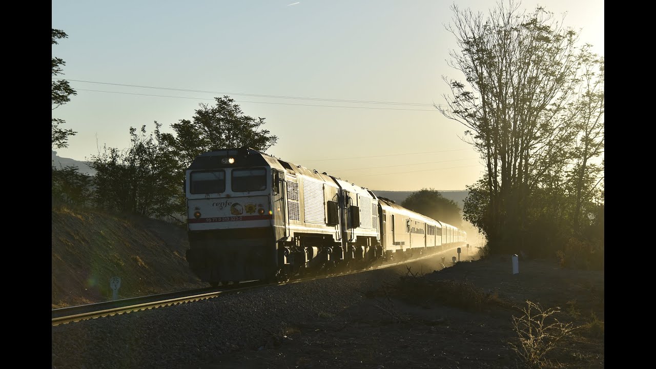 Primera circulación del Tren Turístico Al Andalus tras el verano. Grabaciones en Begíjar