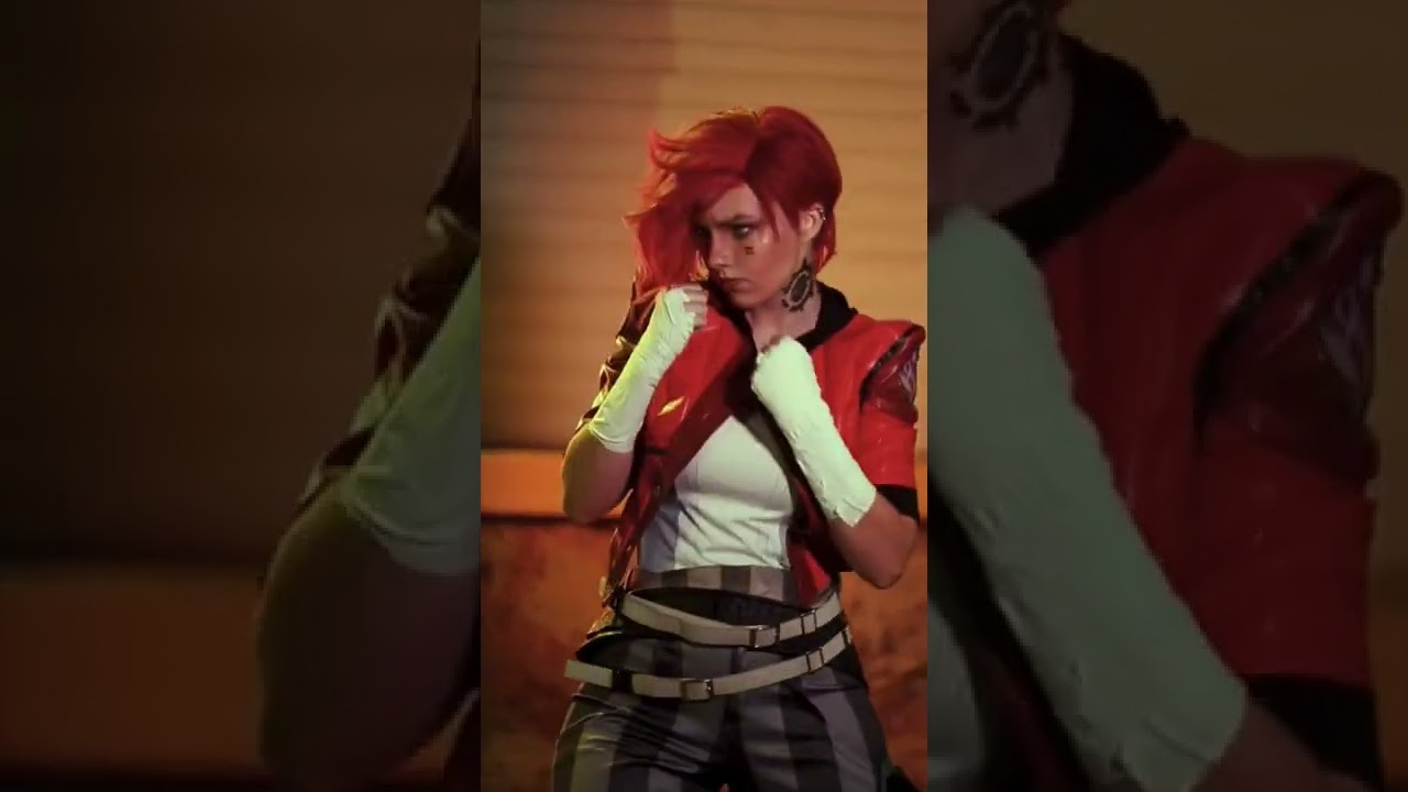 Vi Cosplay Transition 