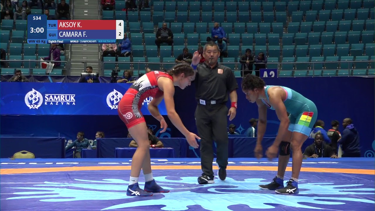 1/8 WW - 65 kg: K. AKSOY (TUR) v. F. CAMARA (GUI)