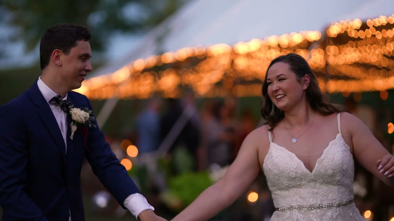 Seattle Wedding Photographer & Videographer - PNW Elopement