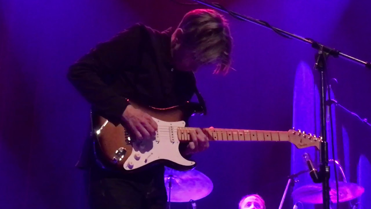 ALIENGOD ~ TRADEMARK ~ Eric Johnson ~ Live