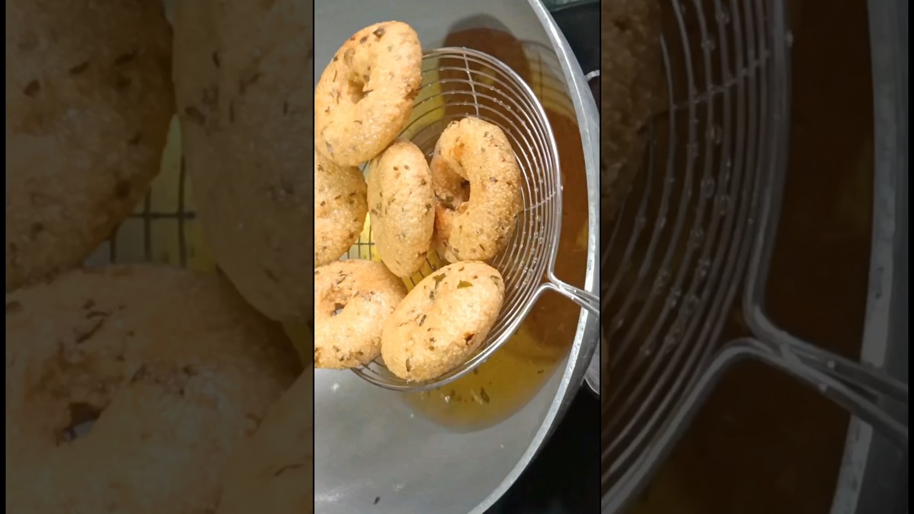 रवा मेदू वडा क्रिस्पी और टेस्टी