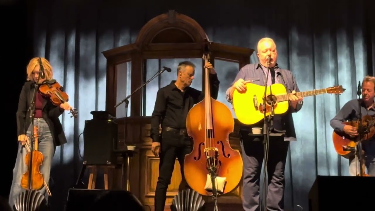 Alison Krauss & Union Station w/ Jerry Douglas - Granite Mills - LIVE