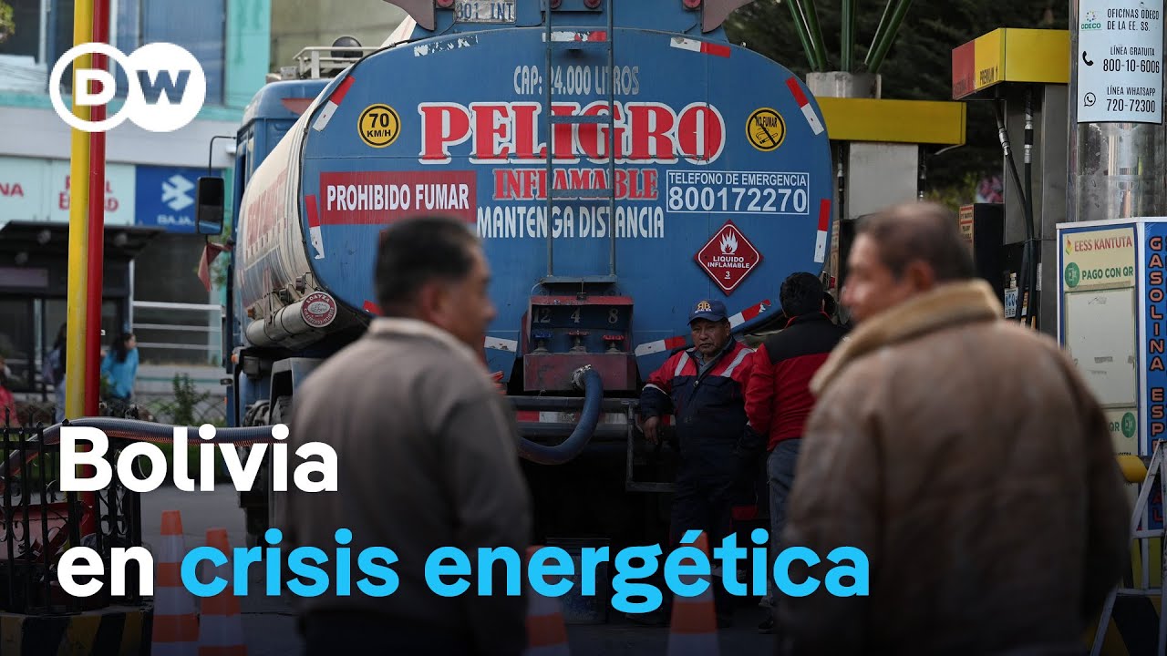 Los bolivianos se hartan de hacer largas filas para repostar