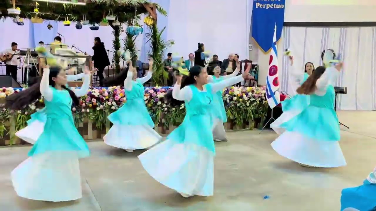 Danza Cristiana | Él es el rey glorioso - Felipe Delgado, Pasos Firmes Band | 