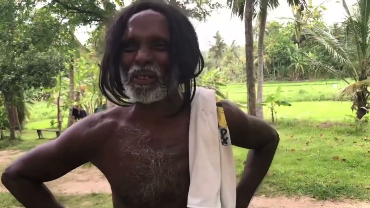 ලැට් බාල්දිය / pol karu