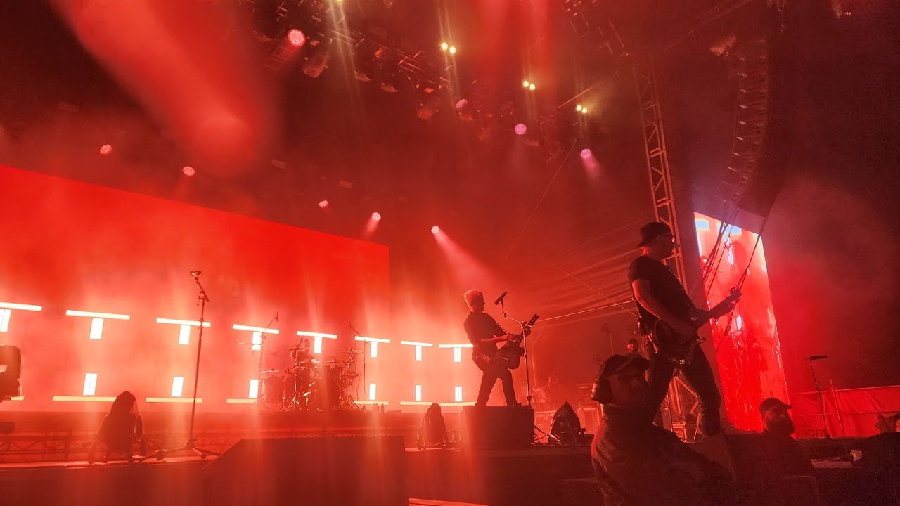Pendulum LIVE at Melbourne - Intro (Napalm)