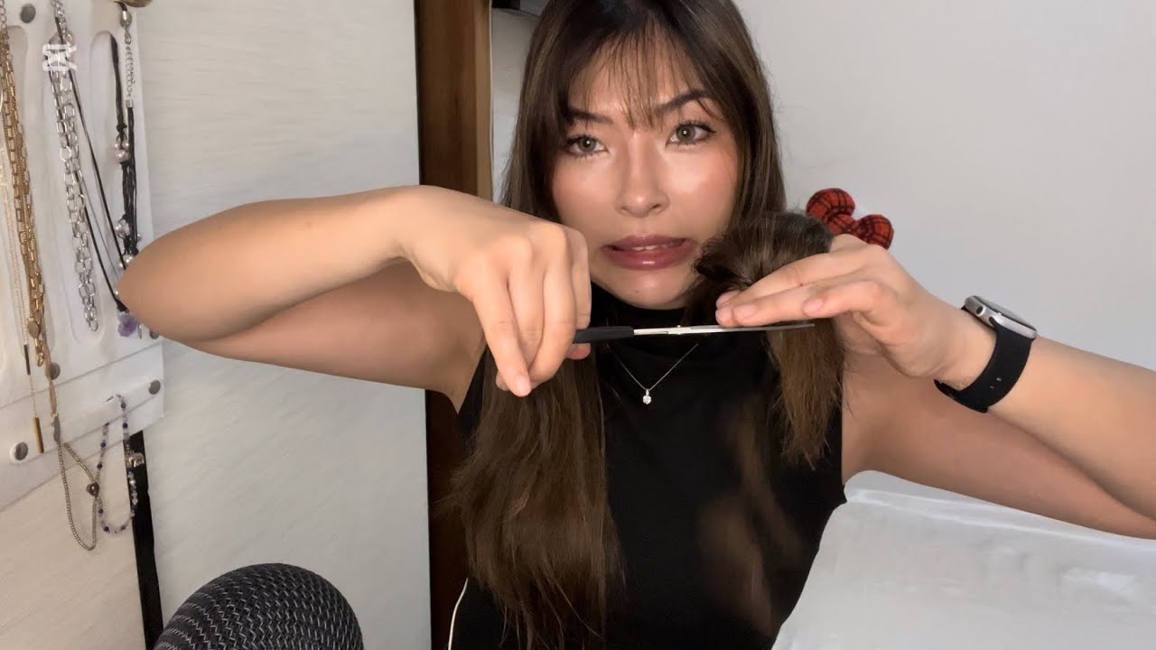 Fiz cagada no meu cabelo!? 💇🏻‍♀️cortando meu cabelo ASMR