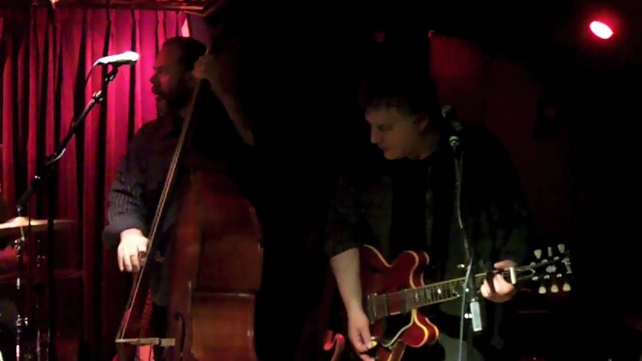 Giant Kings featuring Duke Levine at The Lizard Lounge