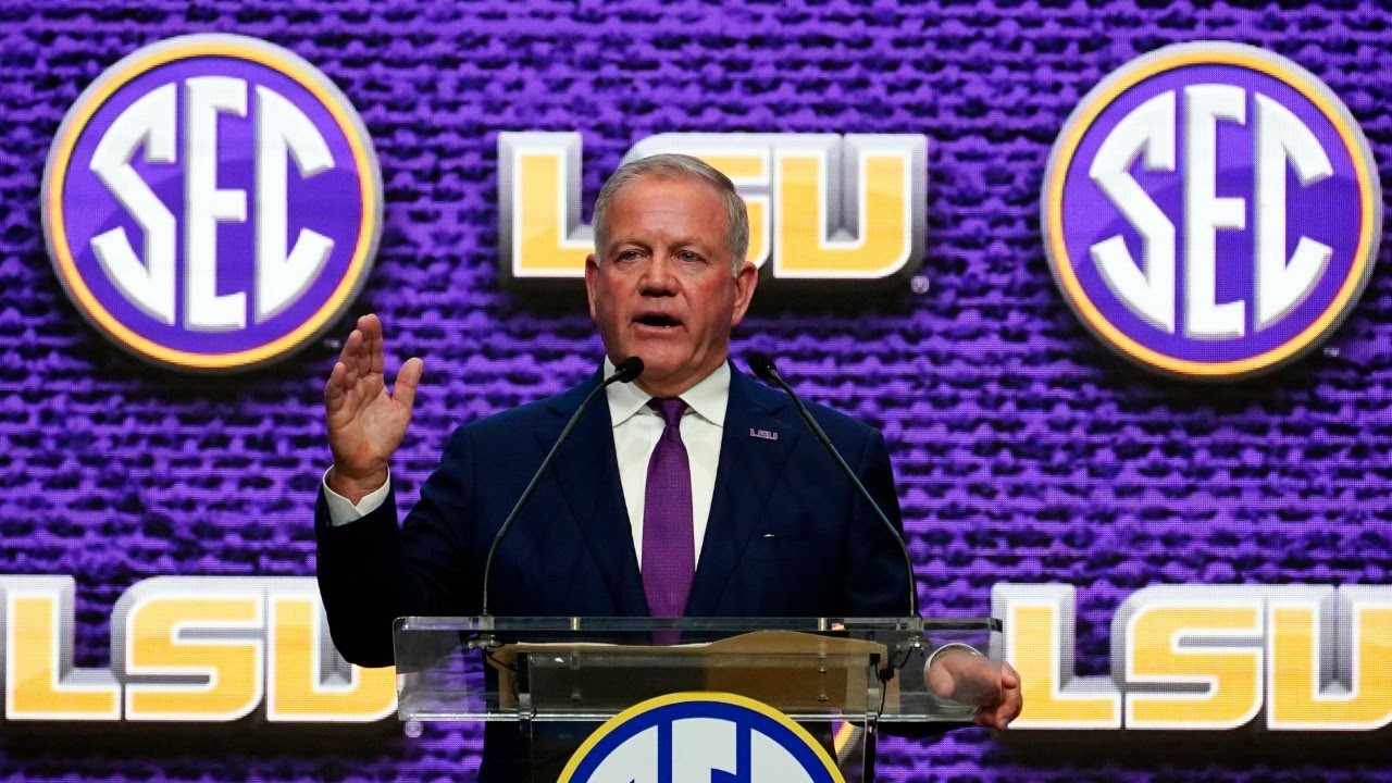 Episode 856: Brian Kelly's Plan, Carter Bryant Joins Us, MBB Falls In Close One
