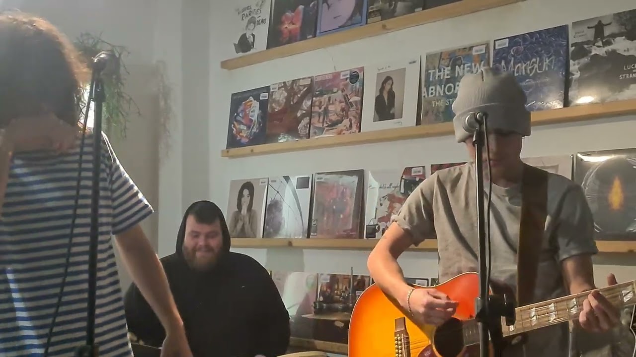 Pastel - Isaiah - live Vinilo Southampton instore 2025