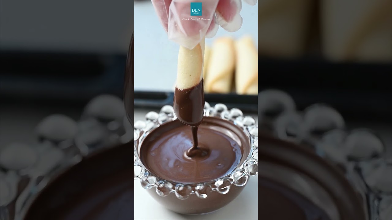 Craving for cookies? Try DLA's Cigarette Cookies! Recipe in video description!