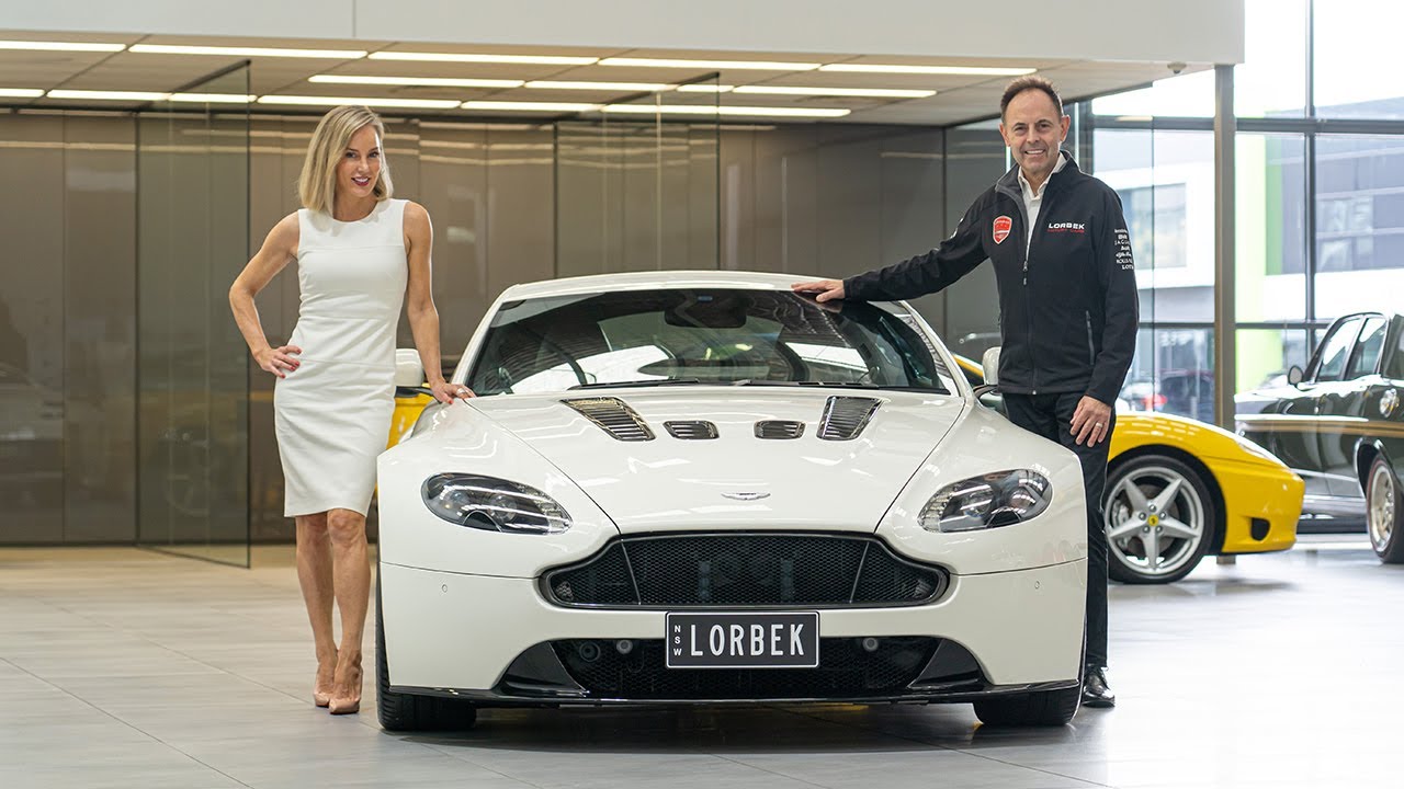 Elise Elliott - Aston Martin V12 Vantage S (2015) Friday Drive