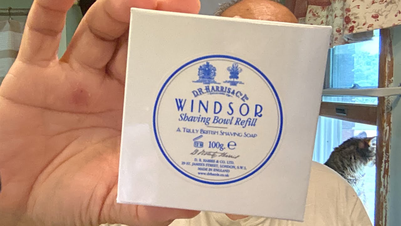 Shave of the Day: D.R. Harris Windsor - First Impression