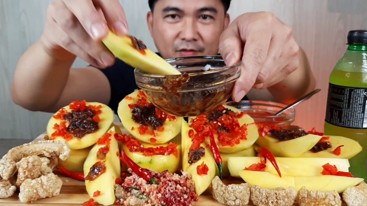 MANGGANG HILAW with BAGOONG ALAMANG MUKBANG || MUKBANG PHILIPPINES || ZUMIYUMMY