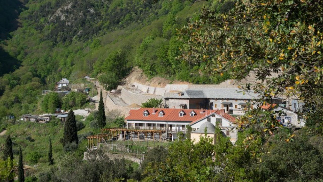 Schitul Lacu din Sfântul Munte Athos - Priveghere de toată noaptea