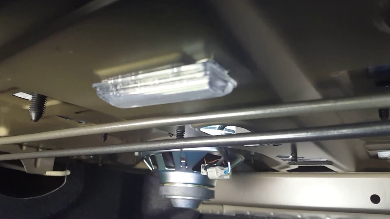 How to replace the trunk light on a ford fusion