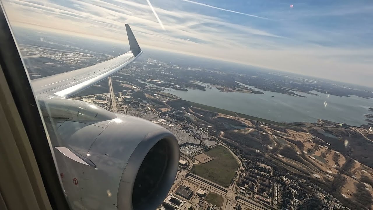 4K | American 737-800 Pushback, Taxi, and Takeoff from Dallas-Fort Worth
