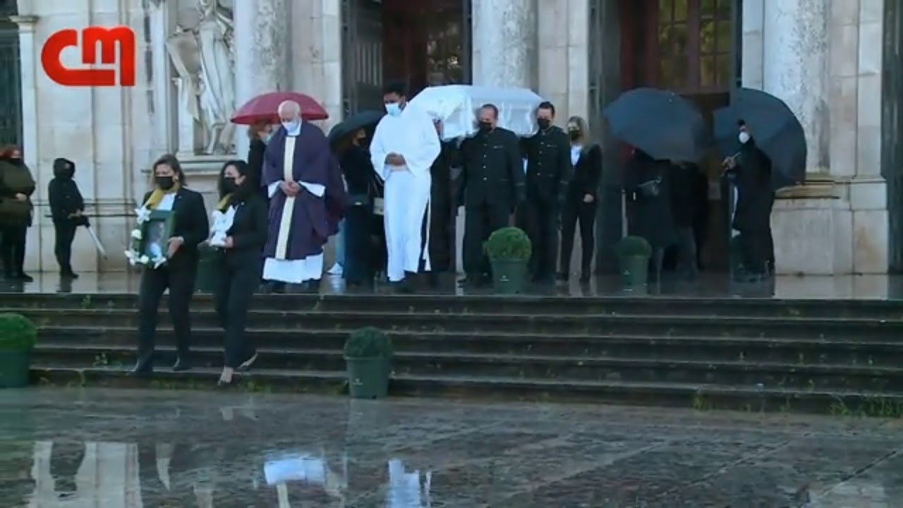 FUNERAL DE SARA CARREIRA EM PRIVACIDADE