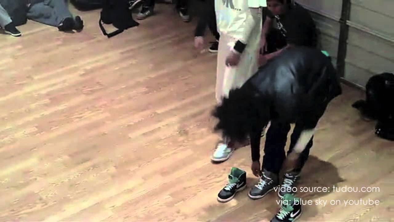 Les Twins, 2010, Six Step Studios, Fairfax